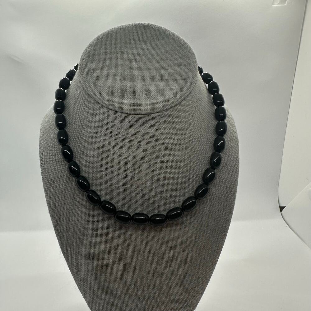 Vintage Jet Black Choker Necklace Beautiful Plastic Beads Gothic Retro Minimal